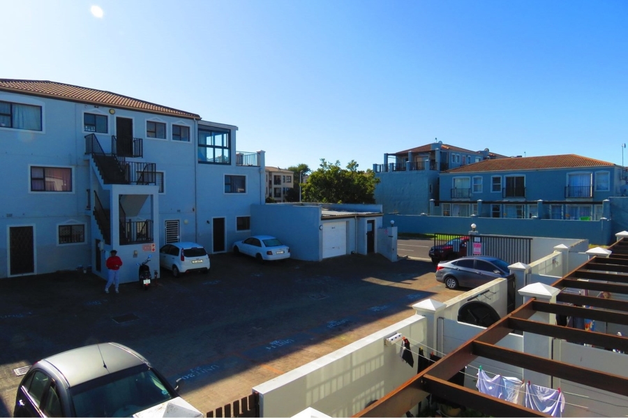 To Let 2 Bedroom Property for Rent in Parklands Western Cape